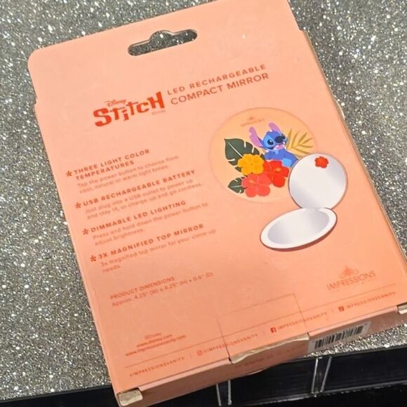 Impressions X Disney Stitch LED Rechargeable Compact Mirror- Coral - Picture 8 of 8